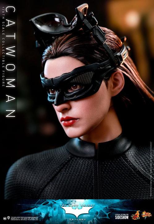 Immagine prodotto Hot Toys Statuetta della Trilogia del Cavaliere Oscuro Movie Masterpiece 1/6 Catwoman 29 cm