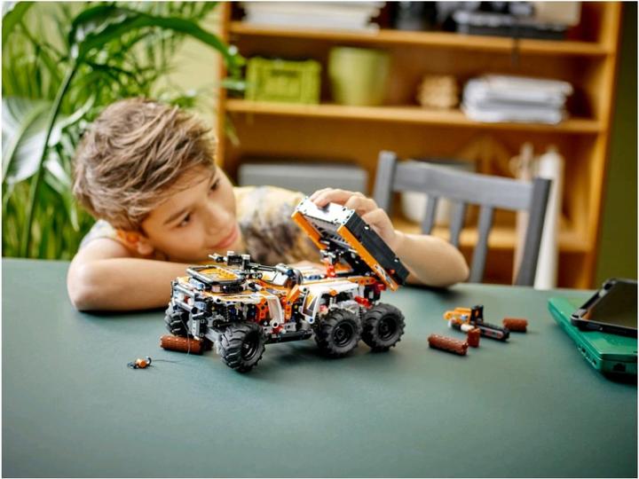 Produktbild LEGO Geländefahrzeug (42139, LEGO Technic)
