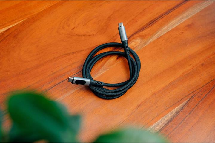 Actual product image Verbatim Sync & Charge USB C to USB C 240W 40 Gbps Display 120 cm (1.20 m, USB 4.0)