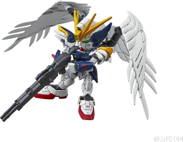 Actual product image Bandai GUNDAM - SD Gundam EX-Standard 004 Wing Gundam Zero (EW) - Model Kit