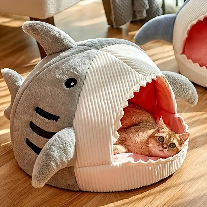 Immagine prodotto Out of the blue Accogliente letto per gatti, casa per gatti shark igloo taglia L grigio (Cane)