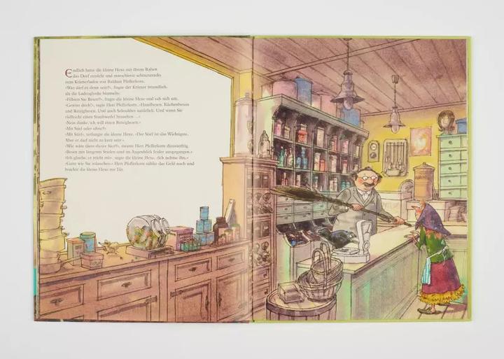 Immagine prodotto Die kleine Hexe Ausflug mit Abraxas (Tedesco, Susanne Preussler-Bitsch., Preusslatore Otfried, 2017)