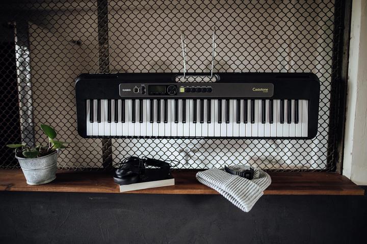 Produktbild Casio LK-S250 (61 Tasten)