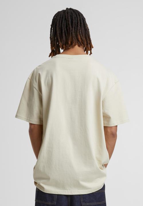 Actual product image Urban Classics Heavy Oversized Tee - 1560 (XL)