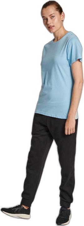 Actual product image hummel Hmlred Basic T-Shirt S/S Woman (M)