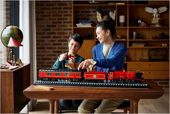 Actual product image LEGO Hogwarts Express – Sammleredition (76405, LEGO Rare Sets, LEGO Harry Potter)