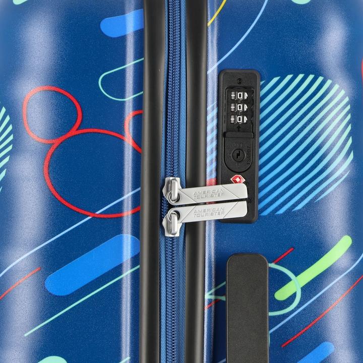 Image du produit American Tourister Wavebreaker Disney (64 l, M (50 - 90l))