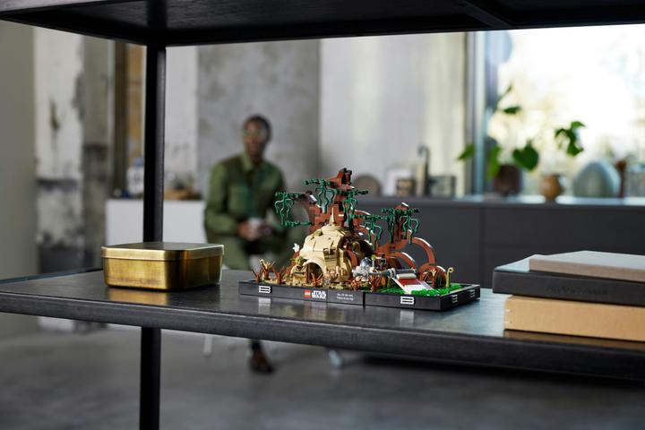 Produktbild LEGO Jedi Training auf Dagobah - Diorama (75330, LEGO Star Wars)