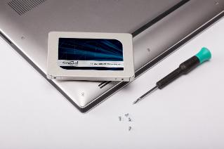 Actual product image Crucial Mx500 (250 GB, 2.5")