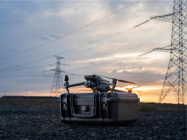 Produktbild DJI Multikopter Mavic 3 Thermal (EU/C2) (180 min, 920 g, 20 Mpx)