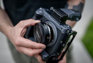Actual product image Techart EF-FG01+ Adapter ring Canon EF lens to Fujifilm GFX