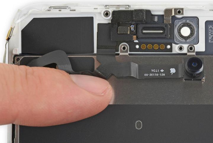 Image du produit Clappio Module caméra avant + câble flexible pour Apple iPhone 8 Plus, pièce détachée pour réparation (Apple iPhone 8 Plus)