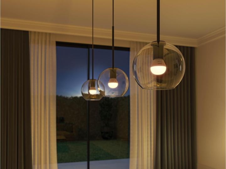 Actual product image Philips Hue White Ambiance E14 Chandelier Twin Pack (E14, 5.10 W, 470 lm, 2 x, F)