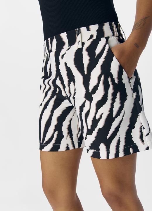 Actual product image Object Print Shorts (38)