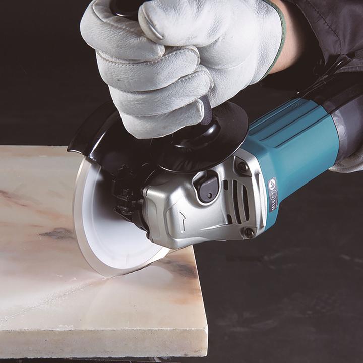 Image du produit Makita Ø 125mm Meuleuse d'angle GA5030RSP1 +accessoires 720 watts (125 mm)