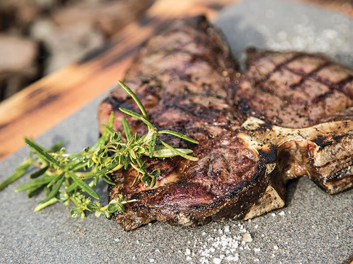 Produktbild Smartbox Romantische Auszeit mit Dinner und Spa in Zermatt für 2 Personen (2 Pers.)