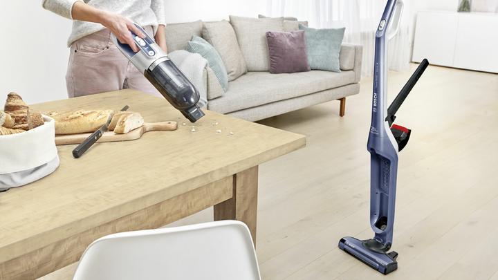 Produktbild Bosch Hausgeräte Serie 4 BCH3K2851 steelstofzuiger & elektrische bezem Zakloos 0,4 l Blauw
