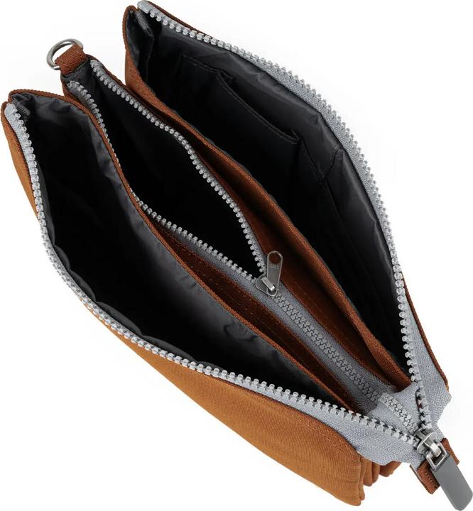 Produktbild Roka London Carnaby Crossbody XL Recycled Canvas Bran