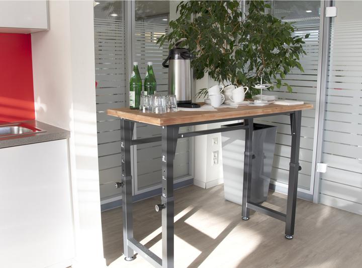 Actual product image CarTech Werkbank höhenverstellbar FSC® SQS-COC-100130 (135 cm, 60 cm)