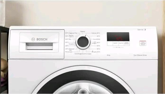 Immagine prodotto Bosch Hausgeräte Bosch WGE03200IT Serie 2 Lavatrice a carica (8 kg, A sinistra, Spina UE)