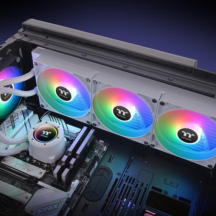 Actual product image Thermaltake TH420 V2 ARGB Sync CPU Liquid Cooler All-In-One wh