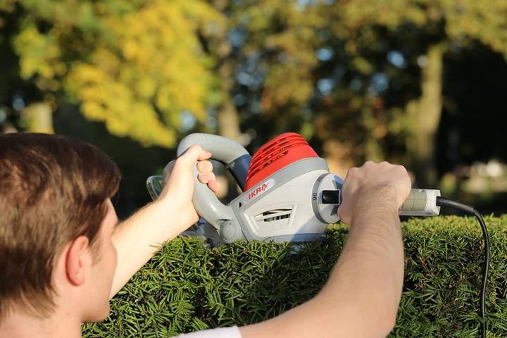 Actual product image Ikra Electric hedge trimmer 650 watts Mogatec IHS 650 (Electric hedge trimmer)