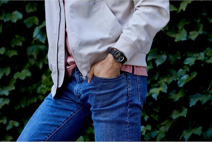 Produktbild Garmin Vivomove Trend (40 mm)