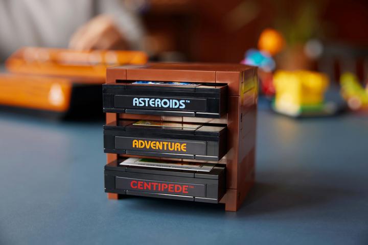 Actual product image LEGO Atari 2600 (10306, LEGO Rare Sets, LEGO Icons)