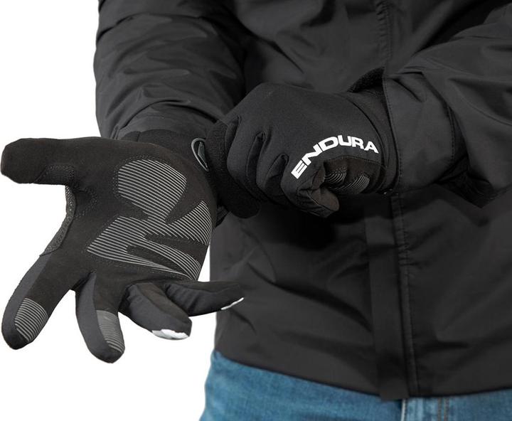 Actual product image Endura Strike glove (L)