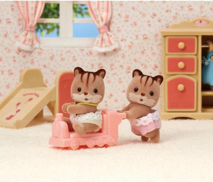 Produktbild Sylvanian Families Walnut Squirrel Twins