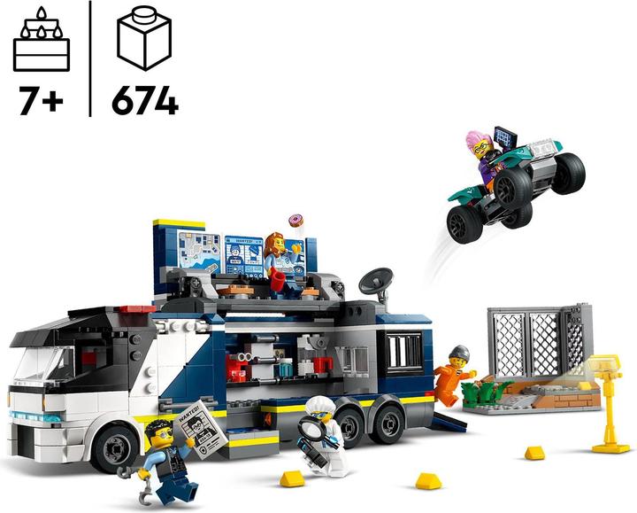 Actual product image LEGO 60418 Police truck with laboratory (60418, LEGO City)