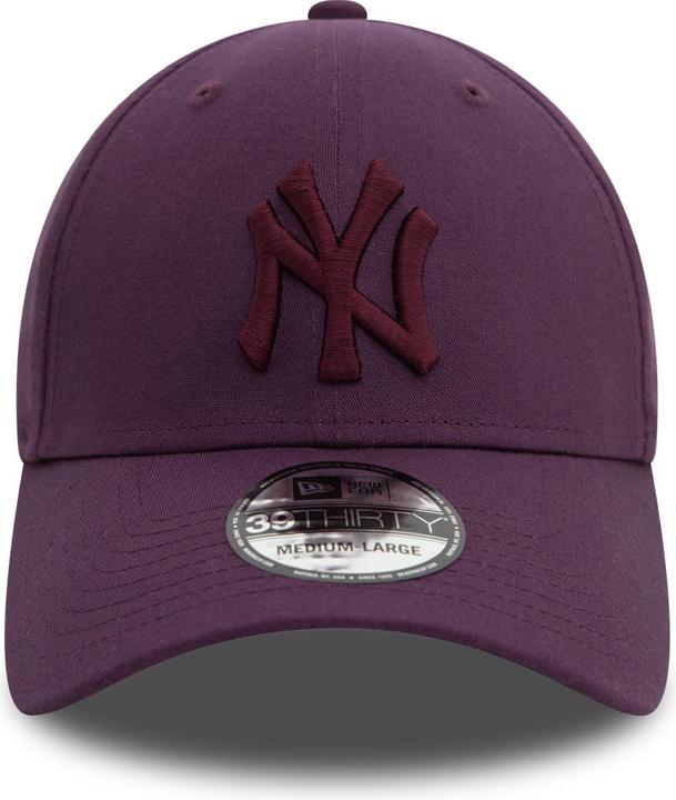 Actual product image New Era 39Thirty Stretch Cap New York Yankees purple - M/L (M/L)