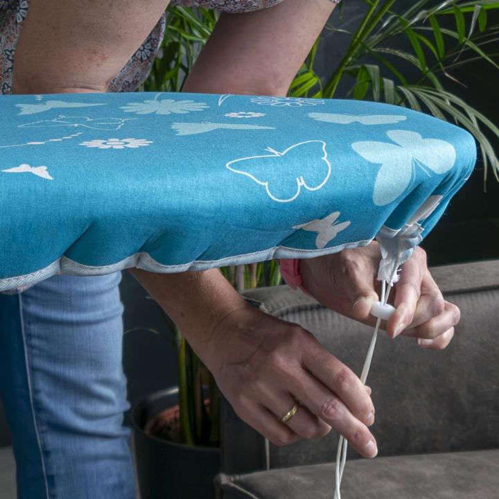 Actual product image Intirilife Ironing board cover