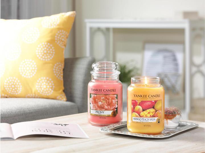 Actual product image Yankee Candle Mango Peach Salsa (623 g)