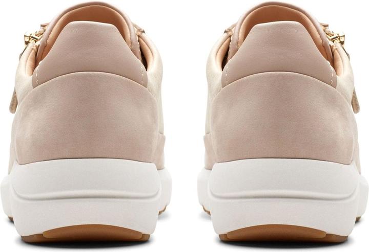 Actual product image Clarks Tivoli Zip (36)