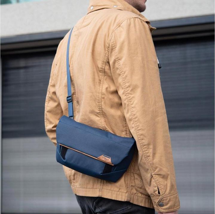Immagine prodotto Peak Design Borsa da campo v2 (Borsa a tracolla per fotocamera, Marsupio per fotocamera, 3 l)