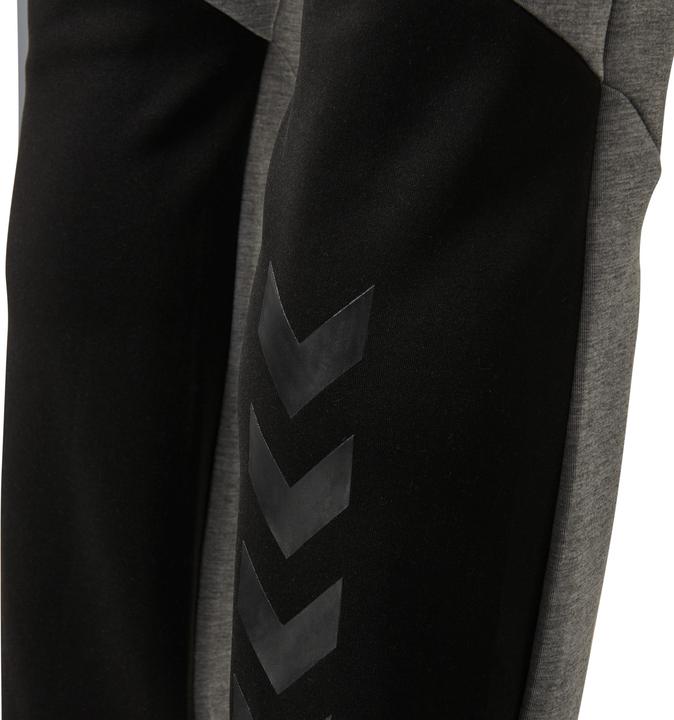 Actual product image hummel Tropper Tapered Pants (S)