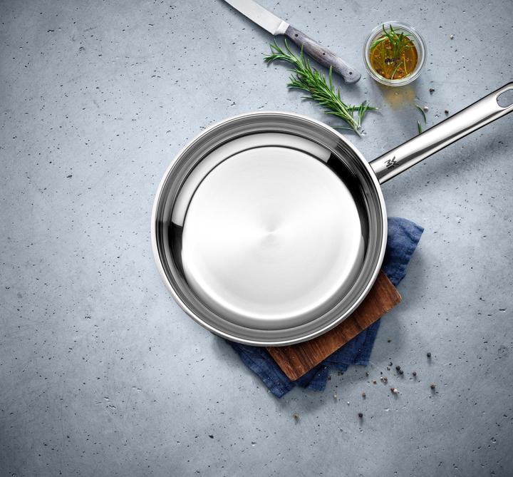 Actual product image WMF Profi (20 cm, Frying pan, Stainless steel)