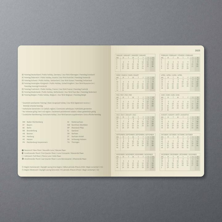 Actual product image Sigel Weekly calendar 2025 C2522 1W/2S black 21x13.5cm (135 x 210 mm, German)
