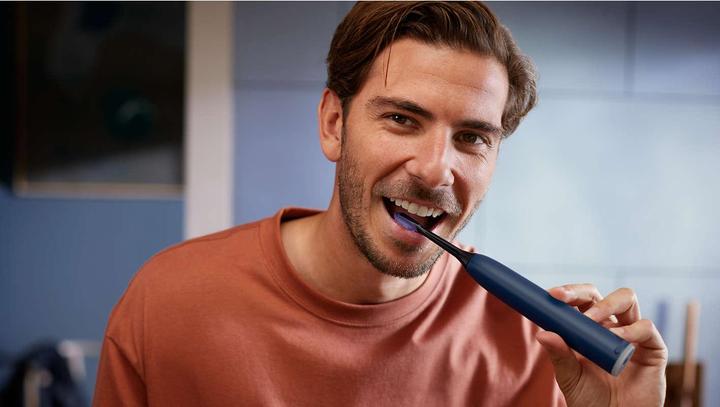 Actual product image Philips Sonicare Series 7100 (Sonic toothbrush)