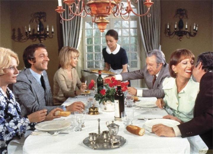 Produktbild Der diskrete Charme der Bourgeoisie 50th Anniversary Edition (4KUHD+BR) (Blu-ray, Französisch, Englisch, Deutsch)