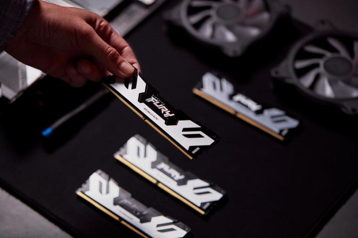 Produktbild Kingston FURY Renegade (1 x 16GB, 6400 MHz, DDR5-RAM, DIMM)