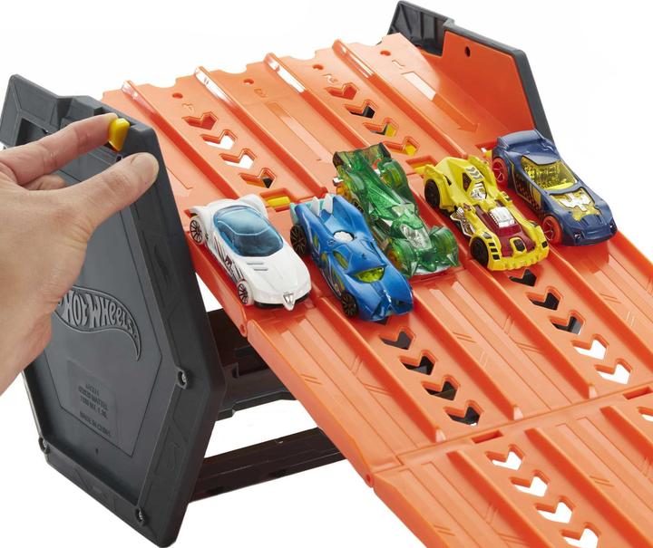Produktbild Hot Wheels rollen die Raceway-Rennstrecke aus
