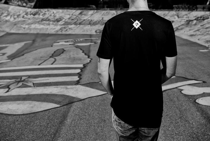 Produktbild jan SEVEN dettwyler Kleider BFLS T-Shirt Men black L (L)