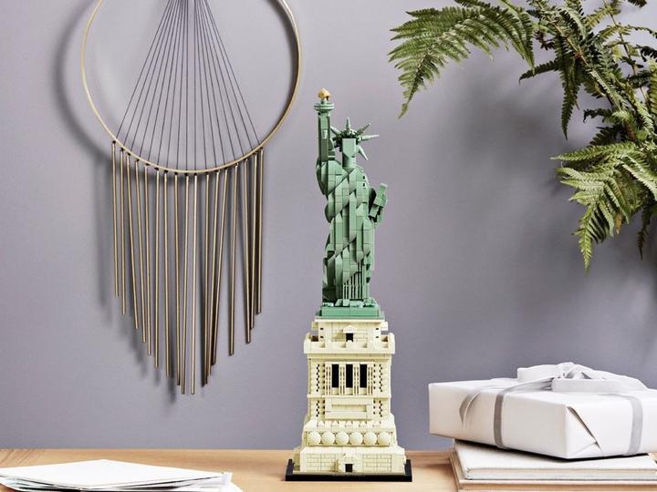 Produktbild LEGO Freiheitsstatue (21042, LEGO Architecture)