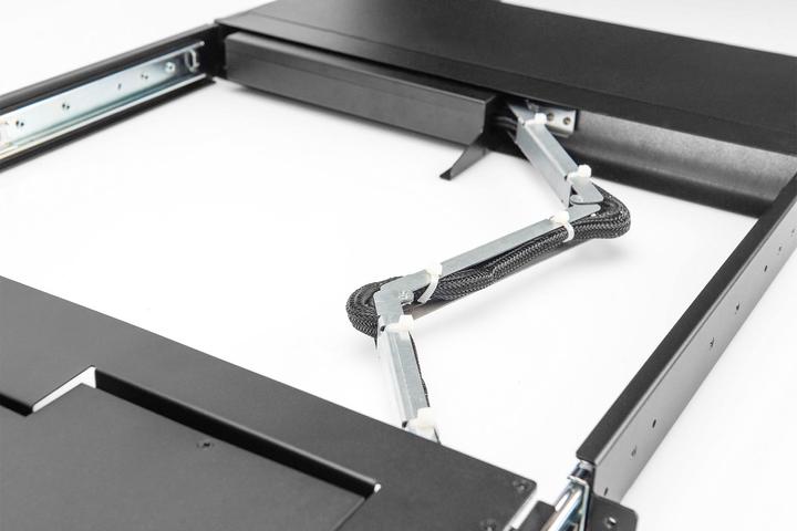Immagine prodotto Digitus Modulo. Console HD LCD TFT da 43,2 cm, 16 porte VGA, UK con 16 porte VGA KVM, tastiera UK, nero RAL