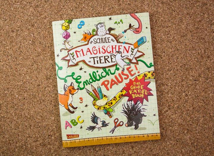 Actual product image Die Schule der magischen Tiere - Endlich Pause. Das grosse Rätselbuch (German, Nikki Bush, Margit Auer, 2017)