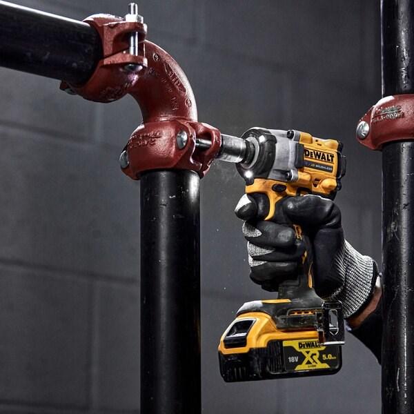 Actual product image DeWalt DCF922NTXJ (Rechargeable battery operated)