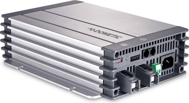 Dometic PerfectCharge MCA 1215 Batterieladegerät (12V, 15 A)