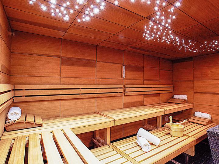 Produktbild Smartbox Romantische Auszeit mit Dinner und Spa in Zermatt für 2 Personen (2 Pers.)